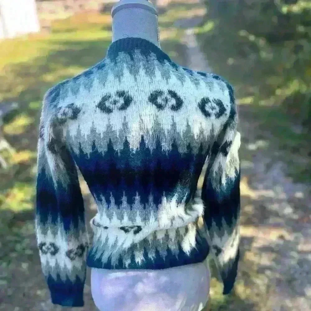 Vintage Pelham sweater. 100% Virgin Acrylic. Blue black cream gray - Picture 7 of 8